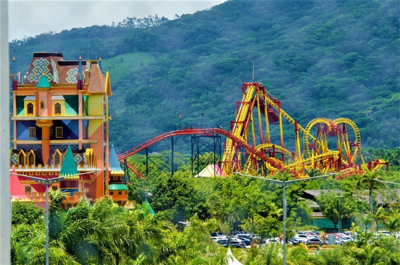 Apto Nantes Com Vista Pro Beto Carrero World Penha  Exterior photo